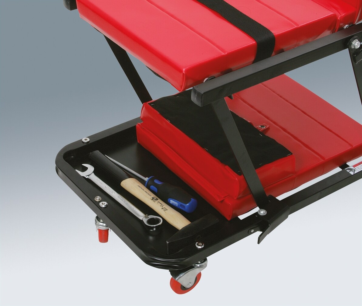 Werkstattliege mit Klappsitz
